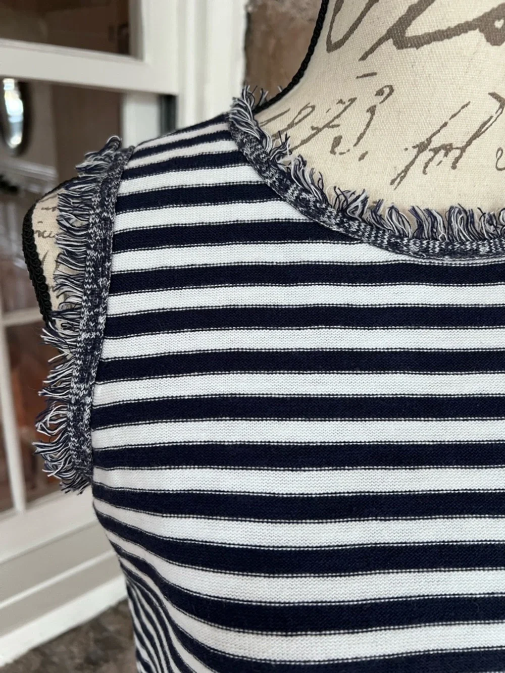 J. McLaughlin size M Navy & White Fringed Stripe Sleeveless sweater/ Tank - Picture 2 of 6